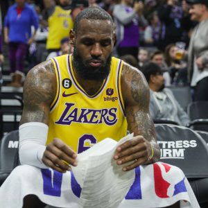 “When LeBron James Leaves Who is Gonna be the Dude?”: Byron Scott and $4 Million Worth Comedian Discuss NBA’s Future Post The King