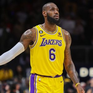 Is Lebron James Playing Tonight vs Hawks? Lakers Release Injury Update for the 38-year-old Before the Game Against Trae Young and Co