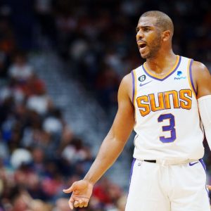 Despite 12 Years, Chris Paul’s Legacy In Question As He Gets Told He Sucks By Clippers and Pelicans Fans