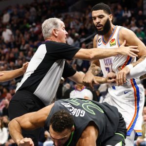 "We Did Not Need This 'Fake Tough Guy' Act From Rudy Gobert": NBA Twitter Reacts to 7-foot French Big Man Being Ejected