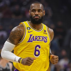 “When LeBron James Leaves Who is Gonna be the Dude?”: Byron Scott and $4 Million Worth Comedian Discuss NBA’s Future Post The King