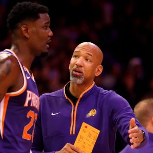 "Monty Williams Knows How to Talk to His Boys!": Deandre Ayton Gives Unconvincing Analogy After Public 'Screaming Contest'