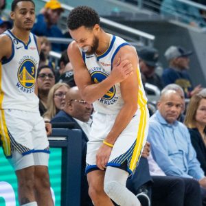 "Is Stephen Curry Playing Tonight vs Knicks?": Warriors Release Injury Report for 4x NBA Champion