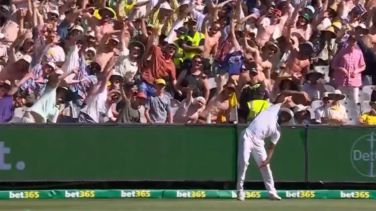 "Just mimic a bit of the old big Merv Hughes": Kagiso Rabada imitates Merv Hughes to entertain MCG Bay 13 today match crowd attendance