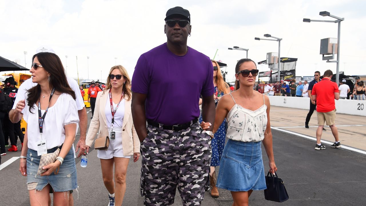 Michael Jordan, Who Dropped $10 Million On Health Centers, Used His Wedding With Yvette Prieto To Honor His Father, James Jordan