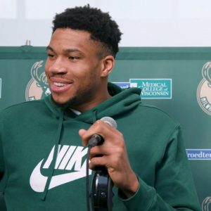 "Lose a Few Games... Only the Real Ones Are Here!": Giannis Antetokounmpo Sarcastically Addresses the 3 Reports at Bucks Practice