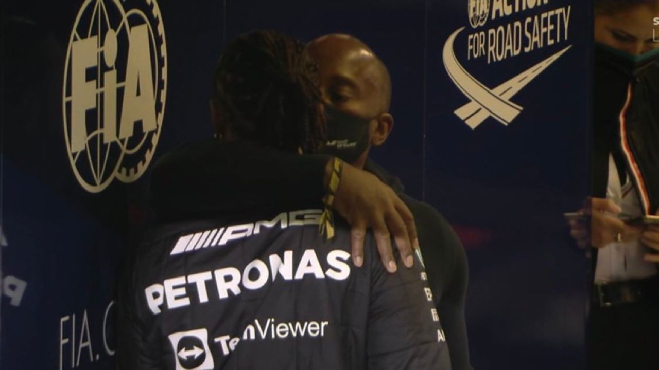 “It’s a Sign of Weakness”: Lewis Hamilton Reveals He Never Cried for 10 Years As His Father Once Instructed Him Never To Do in Front of Him