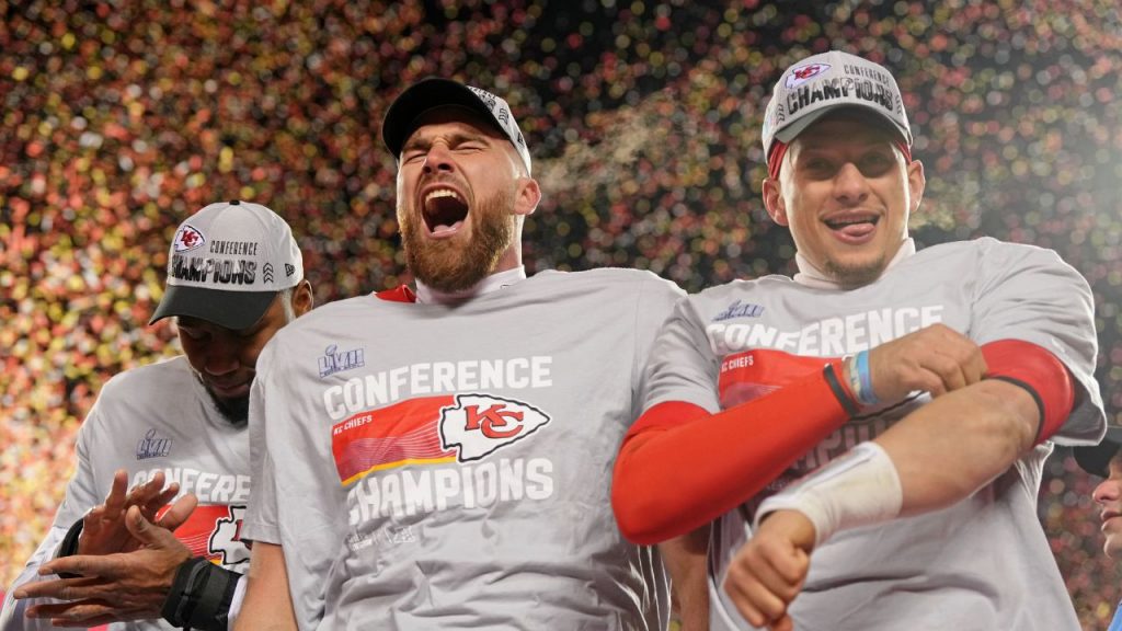 Travis Kelce, Joe Burrow