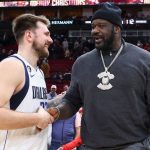 Shaquille O'Neal, Who Once Paid a $25,000 Restaurant Bill, Did it Again at a Sandwich Shop on Christmas Eve! 