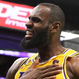 “I’m Tired of His Lying A**”: NBA Fans Lash at Lebron James for Claiming to Be a ‘Pass-First’ While Chasing Kareem Abdul-Jabbar’s Record