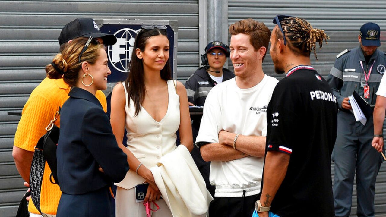 “I Love Hamilton”: Why Lewis Hamilton Is Zoey Dutch’s Favorite F1 Driver