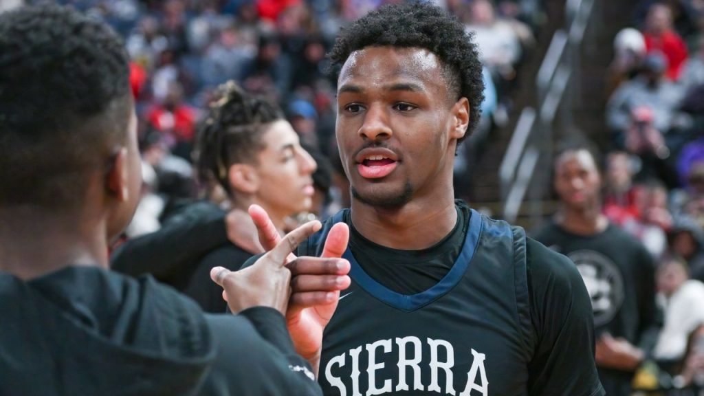 LeBron James' Son, Bronny James, the Only Remaining Top-50 Recruit has Offers From 9 Colleges 