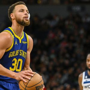 Stephen Curry's only "missing trophy" has been found thanks to a "super collector"!