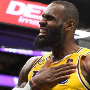 Is Lebron James Playing Tonight vs Heat? Lakers Release Disappointing Injury Update for Team’s Top Scorer