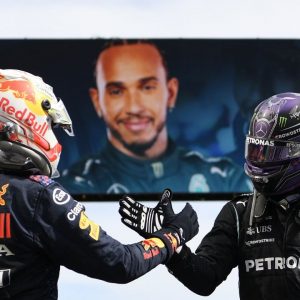 "I Respect Max Verstappen" - Lewis Hamilton Denies Discord Between 2-time World Champion and Him