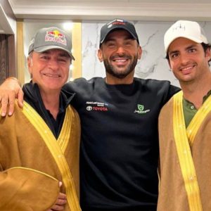 After Lionel Messi, Carlos Sainz Senior & Junior get honoured with bishts