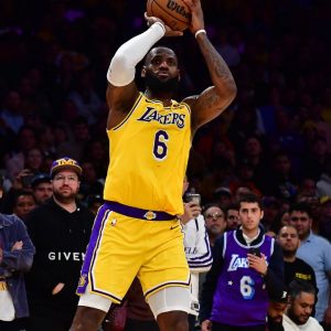 “8.7% from 3 and Russell Westbrook is the problem?!”: LeBron James’ Horrendous Shooting in 2023 is Concerning