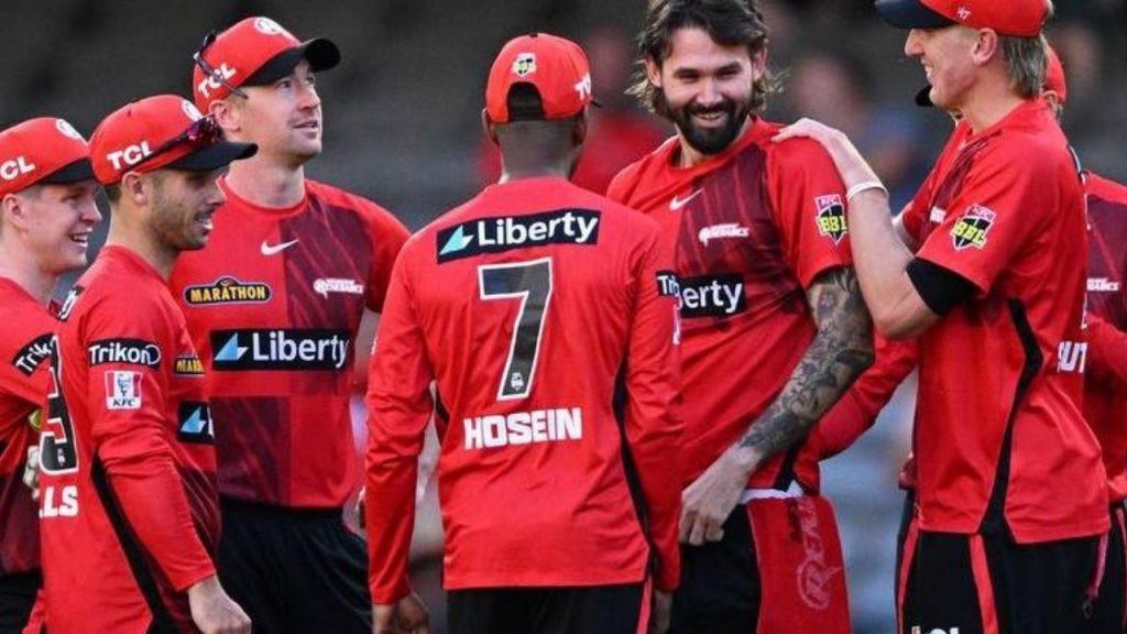 Why is Kane Richardson not playing today's BBL 12 Knockout between Melbourne Renegades and Brisbane Heat at Marvel Stadium?