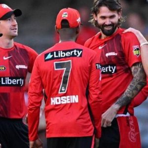 Why is Kane Richardson not playing today's BBL 12 Knockout between Melbourne Renegades and Brisbane Heat at Marvel Stadium?