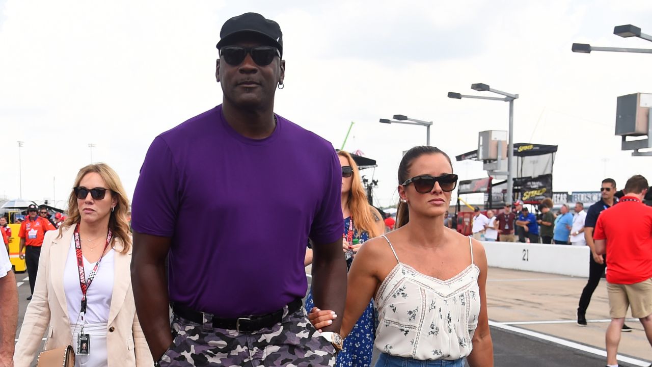 Before Marrying Michael Jordan, Yvette Prieto's ex-flame was Enrique Iglesias' Brother!