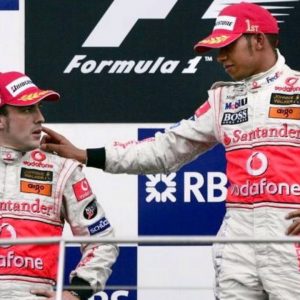 Lewis Hamilton Reckons Fernando Alonso Thought He Controlled the Drivers’ Market