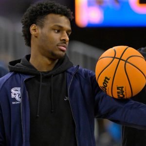 Bronny James’ $7.5 Million NIL Valuation Eclipses Fellow High School Phenom, Mikey Williams