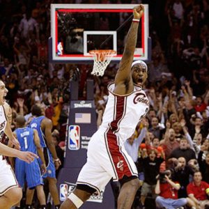 Closing In on Kareem Abdul-Jabbar’s Record, LeBron James Recalled One of the Most Memorable Shots From 20-Year Carrer