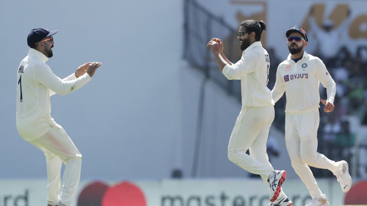 Jadeja today wicket video: Ravindra Jadeja wickets today on Day 1 of Nagpur Test vs Australia