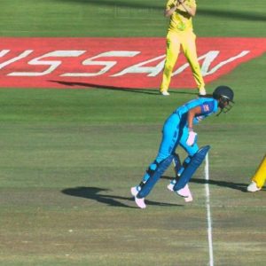 "Dhoni then, Harman now": Dhoni run out in World Cup 2019 being compared to Harmanpreet Kaur run out by heartbroken Twitter users