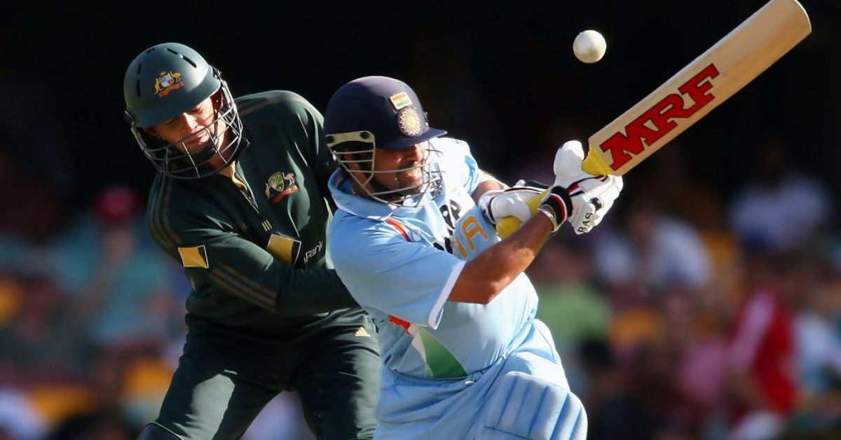 "Where is Gilchrist?": When Sachin Tendulkar joked about grabbing Adam Gilchirst to save himself from the desert storm in Sharjah