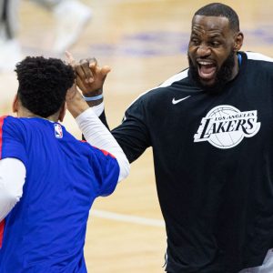 Lakers' New Roster Could See Addition of LeBron James' Former Teammate