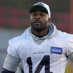 3 Years After Signing $4,500,000 Rookie Deal, D.K Metcalf Flaunted His $2,090 Louis Vuitton Murse While Naming His Essentials