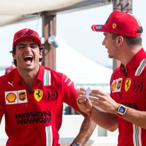 Charles Leclerc Baffled as Carlos Sainz Realises He Can Use a Steering Wheel While Racing