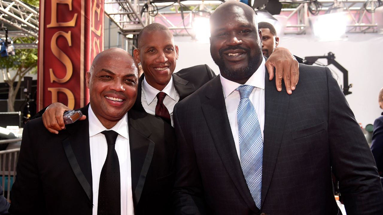 “You’ve Had an Amazing Life and I’m Glad To Share It With You”: Shaquille O’Neal Shares Charles Barkley’s Message on His IG Story