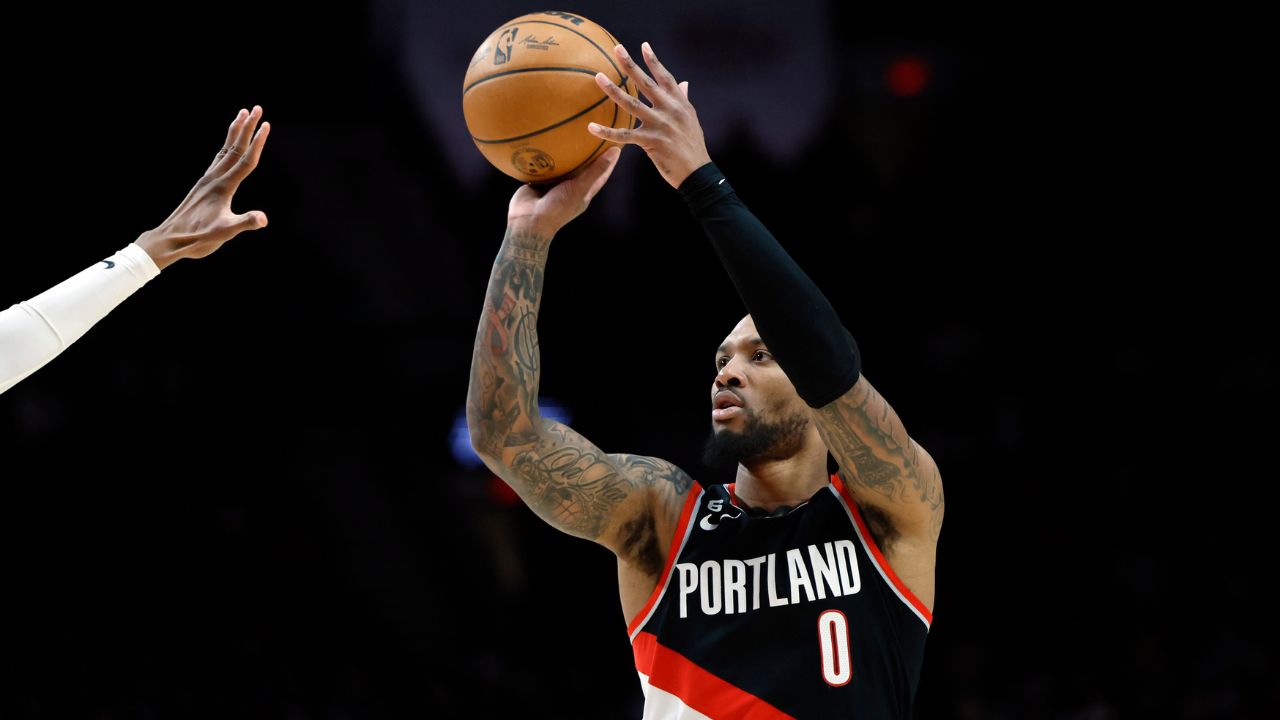 Damian Lillard, With 71 Points vs Rockets, Joins Wilt Chamberlain, Michael Jordan on Elite 50-Point Game List