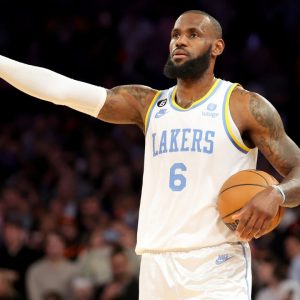 “LeBron James, that is the Mecca of Basketball!”: Skip Bayless Attacks Lakers star for Slow Start vs Knicks at Madison Square Garden