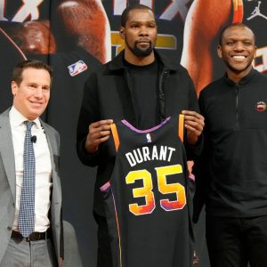 Suns Starting Lineup Today: Is Kevin Durant Playing Against Giannis Antetokounmpo and the Bucks