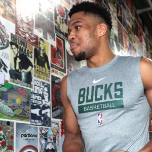Is Giannis Antetokounmpo Playing Tonight vs Lakers? Bucks Starting Lineup to Feature 7ft All-Star