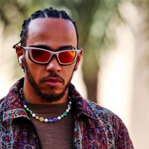 Lewis Hamilton Rebellion Gets Praised on Internet as He Adds Jewelry to Dishonor FIA Ban