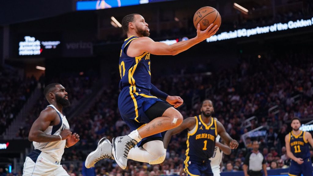 Is Stephen Curry Playing Tonight vs Blazers? Warriors Potential Starting Lineup Ahead of Clash Against Damian Lillard and Co.