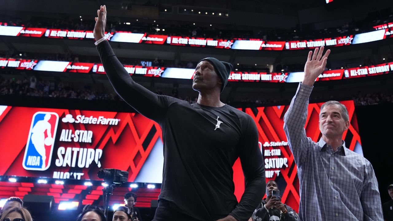 “Don’t Care, That’s My Life”: Karl Malone Gives Horrifying Response When Questioned About Impregnating 13-Year-Old Girl