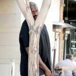 Shaq Hiding Meme: Why Was 7’1 Shaquille O’Neal Hiding Behind A Tree?