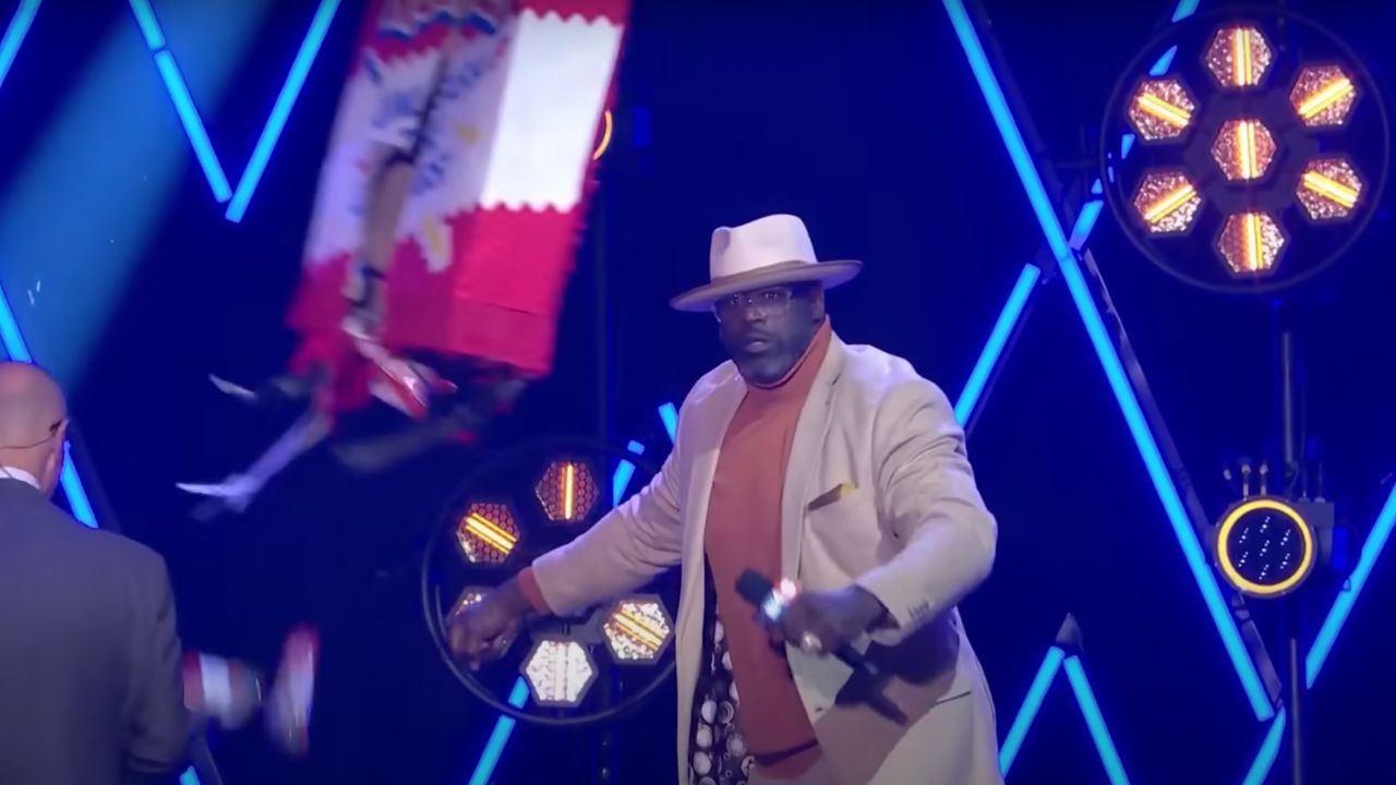 WATCH: Shaquille O'Neal Destroys the Ruffles Pinata as Charles Barkley Announces Sponsorship in his Laugh-out-loud Segment on TNT
