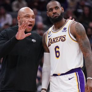 "No More Games to Waste": Darvin Ham Stresses the Urgency of Winning Amid LeBron James' return to Lakers Lineup