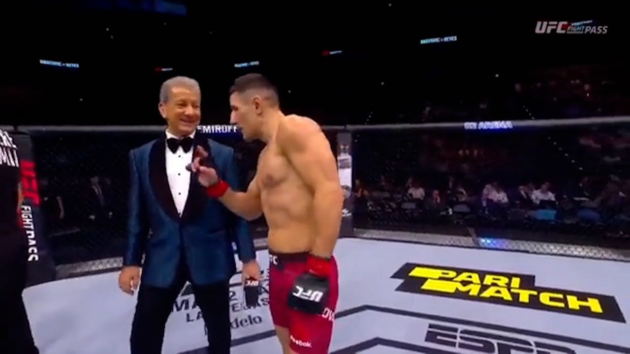 UFC pay Bruce Buffer