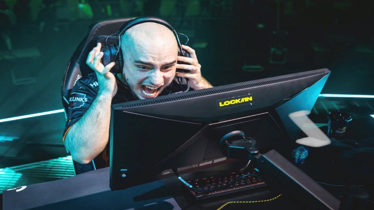 World Champion Duelist's Top Tips to be the Best Entry in Valorant; Fnatic Derke Shares All!