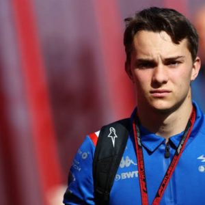 2xF1 Champion Mika Häkkinen Gives Harsh Reality Check to Alpine Over Oscar Piastri Contract Saga