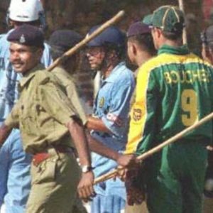 "He's well-guarded": This is how Sachin Tendulkar was guarded by police to prevent getting mobbed by the crowd upon smashing 25th ODI century in Vadodra