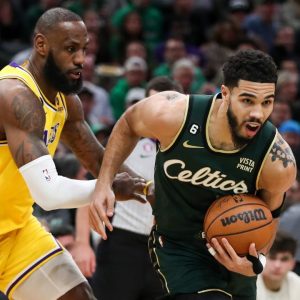 "Follow Back, LeBron James": Young Jayson Tatum Hilariously Tagged King James on Twitter to Increase His Follower Count