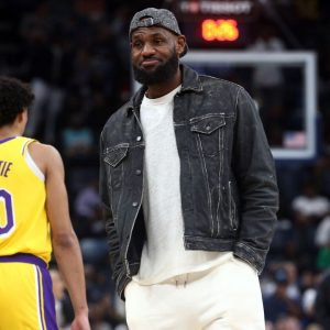 "LeBron James Is Turning Every Stone To Return": Brian Windhorst Gives Update On Injured Lakers Star's Urgency To Come Back